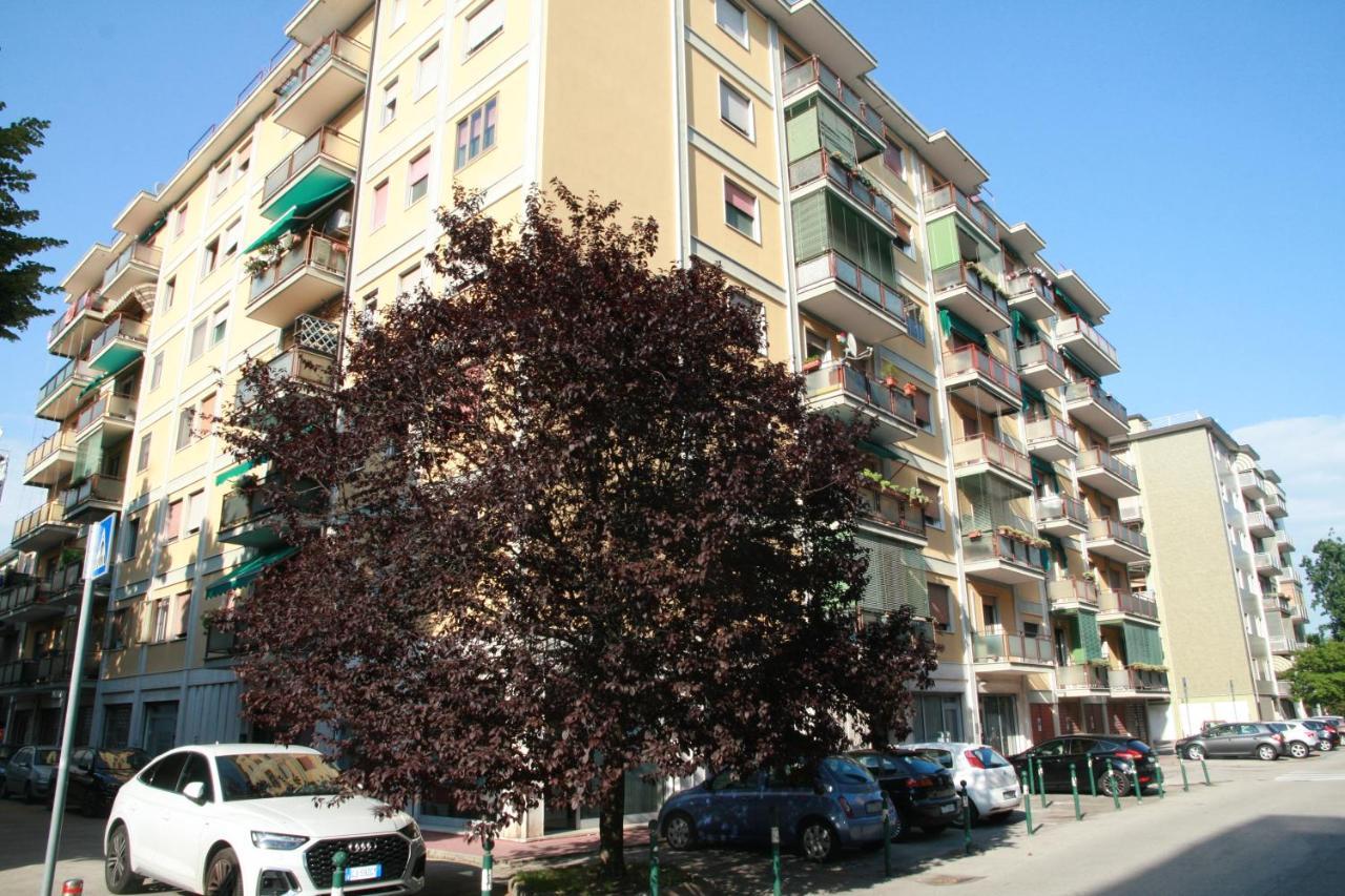 La Casa Di Nina Apartment Mestre Exterior photo
